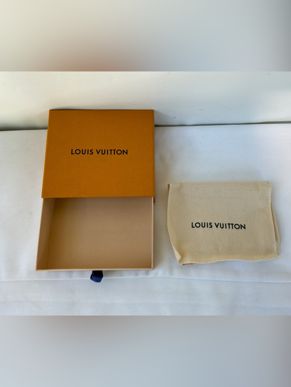 LOUIS VUITTON Square Drawer Pull Out Gift Box W/Blue Ribbon/Dust Bag 6X5